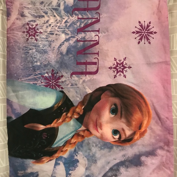 Frozen coverlet/duvet comforter set. - Picture 4 of 6